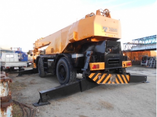 เครน 25ตัน TADANO TR-250M-4
