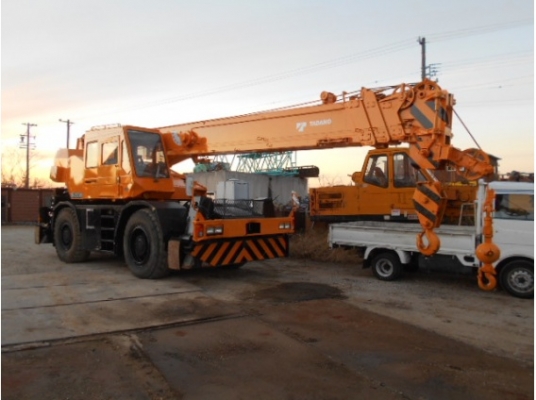 เครน 25ตัน TADANO TR-250M-4