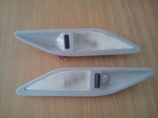 ไฟส่องสว่างภายในรถ ด้านหลัง BMW E39 ไฟส่องสว่างภายในรถ ด้านหลัง BMW E39