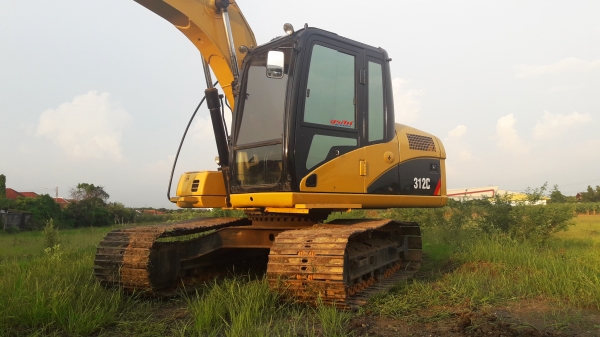ขายรถแบคโฮ CAT 312C สภาพดีพร้อมใช้ ราคากลาง ๆ ลงงานได้ทันที