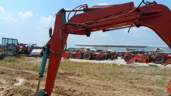 ลดราคาสุด kumatsu 50UU ราคา140,000