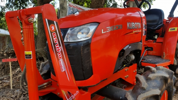 ขาย คูโบต้า L3608DT พร้อมใบดันใหม่+ผาน6ตราช้าง รถสวยพร้อมใช้งาน