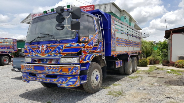 ขายรถสิบล้อ