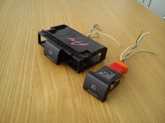 สวิทช์ไฟของรถออดี้ A4