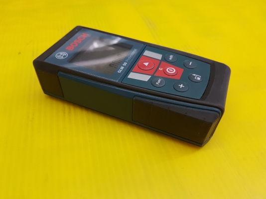 เครื่องวัดระยะเลเซอร์ Bosch รุ่น GLM 50 มือสอง สภาพใหม่เอี่ยม มีซอง ส่งฟรี เครื่องวัดระยะเลเซอร์ Bosch รุ่น GLM 50 มือสอง สภาพใหม่เอี่ยม มีซอง ส่งฟรี