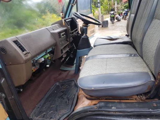 ลงภาพเพิ่มเติมแล้วครับ...6ล้อท้ายลาด ISUZU 110แรงม้า เครื่องดี คัทซีสวย บรรทุกPC60 ได้สบาย ราคาต่อรอ