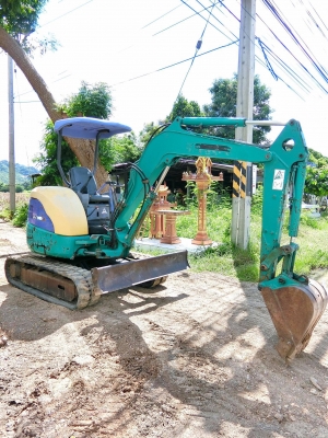 KOMATSU 27MR-1 <คอลโทนสั้นปั๊มนิ้ว> รถเก่านอกมีเอกสารใบอินวอยพร้อม☎️ติดต่อ 085-5632278 <ราคาต่อรองได้>