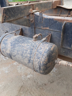 หัวยาวดั้มพ์ HINO เครื่องEH700 สโลยก คัทซีสวย มีพาเวอร์ เอกสารเล่มทะเบียน ราคาต่อรองได้ ติดต่อ 0872976734