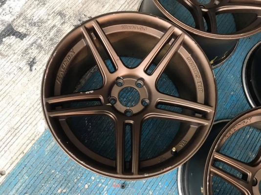 ขอบ18" ขาย4วง7,900บ แม็กเปล่า ลายT1R ใส่5รู114 หน้า9.5"/หลัง10.5"