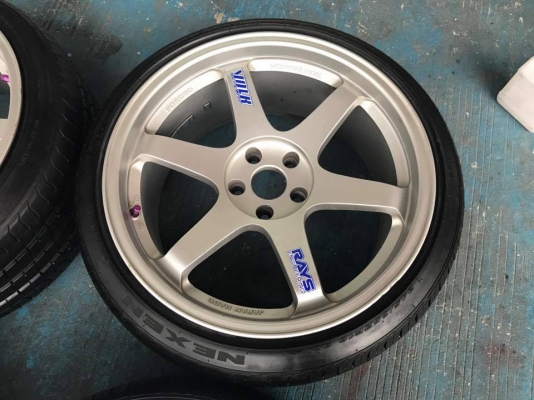 te37ขอบ19"ใส่5รู114 ยกชุด+ยาง 13,500.บ