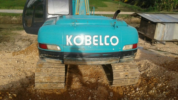 แม็คโคร Kobelco Mark V บูมสั้นและบูมยาว แม็คโคร Kobelco Mark V บูมสั้นและบูมยาว