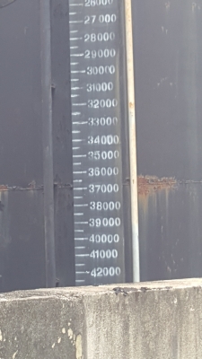 ถังน้ำมันเตา 55,000 ลิตรกว้าง 4 เมตรสูง 4.5 เมตรมี 2 ใบหนา 6 มิล ใบละ 60,000 บาท