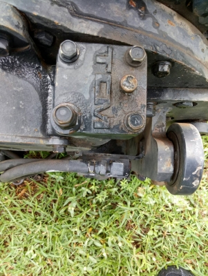 ขายด่วนปากคีบโฟล์คลิฟหมุนได้360องศาเก่านอกพร้อมใช้