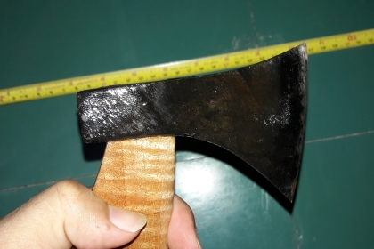 ขายขวานใต้งานสวยเบาพกพาสะดวก