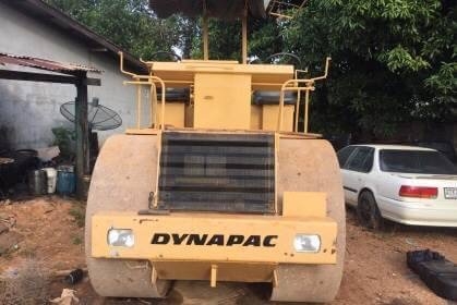 ขาย 595,000 รถบด 3 ล้อเหล็ก DYNPAC CS 12 III เครื่องดี เกียร์ดี ปั้มแรง เอกสารเล่มทะเบียน รถอยู่ จ.กาญจนบุรี 090-772-3710 090-772-3708