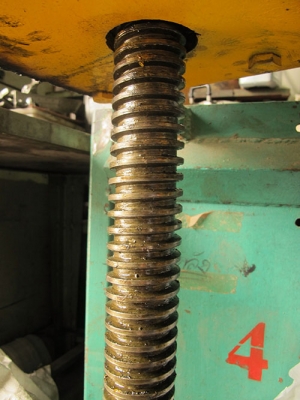 ขายSCREW JACK เกลียวปรับระดับสูงต่ำ สภาพสวยๆตัวใหญ่แข็งแรง ขายSCREW JACK เกลียวปรับระดับสูงต่ำ สภาพสวยๆตัวใหญ่แข็งแรง