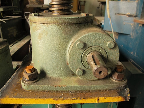 ขายSCREW JACK เกลียวปรับระดับสูงต่ำ สภาพสวยๆตัวใหญ่แข็งแรง ขายSCREW JACK เกลียวปรับระดับสูงต่ำ สภาพสวยๆตัวใหญ่แข็งแรง