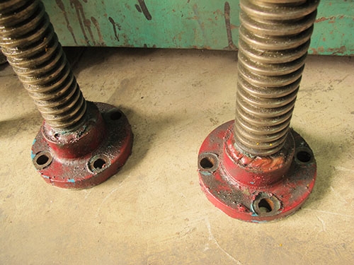 ขายSCREW JACK เกลียวปรับระดับสูงต่ำ สภาพสวยๆตัวใหญ่แข็งแรง ขายSCREW JACK เกลียวปรับระดับสูงต่ำ สภาพสวยๆตัวใหญ่แข็งแรง