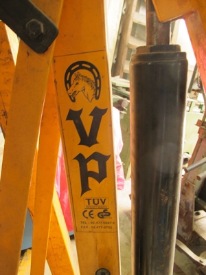 ขายเครนยีราฟ เครนยกเครื่อง สภาพสวยเหมือนใหม่