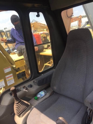 ขาย 785,000 KOMATSU  PC 120-6. เครื่องดี ปั้มดี ช่วงล่างดี โช่หน่า ไฟฟ้าครบ  ยังไม่ได้ใช้ในไทย พร้อมใช้งาน เอกสารอินวอยร์  รถอยู่ อยุธยา โทร&amp;ไอดีไลน์ 0610710295