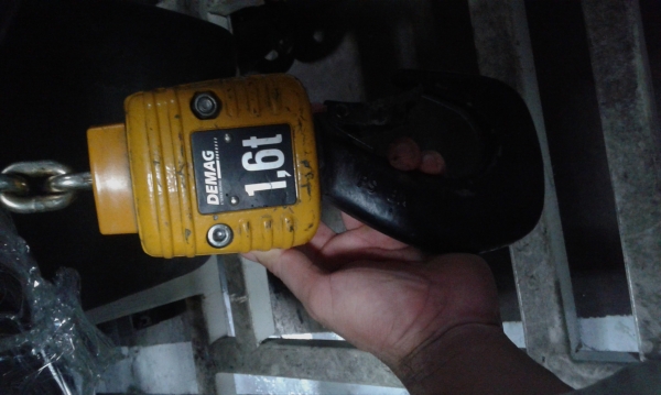 รอกโซ่ไฟฟ้า DEMAG 1.6 t.สภาพพร้อมใช้งาน