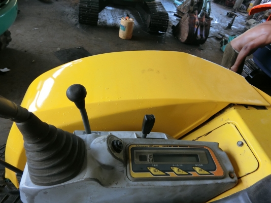 ขายรถขุด KUBOTA U30-3 สภาพพร้อมลุยงาน ชั่วโมงการทำงาน 3xxx ชั่วโมง ระบบไว เครื่องสวย ระบบหน้าจอครบ เก่านอกญี่ปุ่นแท้ ไม่เคยใช้งานในไทย มีเอกสารใบอินวอย ติดต่อเจ้าของโดยตรง: 096-5411713 หรือ 092-5768909 (เสี่ยบาส) ขายรถขุด KUBOTA U30-3 สภาพพร้อมลุยงาน ชั่วโมงการทำงาน 3xxx ชั่วโมง ระบบไว เครื่องสวย ระบบหน้าจอครบ เก่านอกญี่ปุ่นแท้ ไม่เคยใช้งานในไทย มีเอกสารใบอินวอย ติดต่อเจ้าของโดยตรง: 096-5411713 หรือ 092-5768909 (เสี่ยบาส)