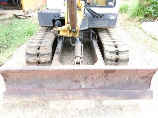 ขายรถขุด ยี่ห้อ: YANMAR แบบ: B37 (ขนาดเทียบเท่าPC35) ปั้มนิ้ว หัวเก๋ง เครื่อง3สูบ ราคา 340,000 บาท (ต่อรองได้)รถเก่านอกแท้ ไม่เคยใช้งานในไทย100\% มีเอกสารใบอินวอย รถพร้อมใช้งาน สนใจติดต่อ-สอบถาม-ต่อรองราคา ได้ที่ โทร : 099-907-9273 กิ๊ฟ กมลชนก  โทร : 099-9