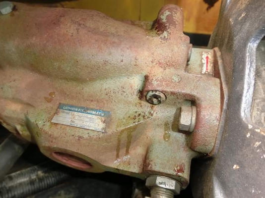 ขายรถขุด ยี่ห้อ: YANMAR แบบ: B37 (ขนาดเทียบเท่าPC35) ปั้มนิ้ว หัวเก๋ง เครื่อง3สูบ ราคา 340,000 บาท (ต่อรองได้)รถเก่านอกแท้ ไม่เคยใช้งานในไทย100\% มีเอกสารใบอินวอย รถพร้อมใช้งาน สนใจติดต่อ-สอบถาม-ต่อรองราคา ได้ที่ โทร : 099-907-9273 กิ๊ฟ กมลชนก  โทร : 099-9