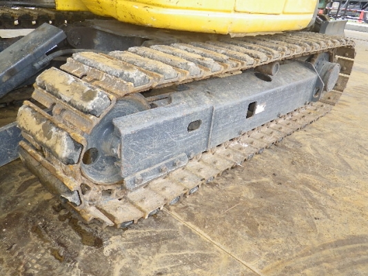 Komatsu PC30MR-2 เก่าญี่ปุ่น แทรคเหล็กหุ้มก้อนยาง หัวเก๋งยกได้