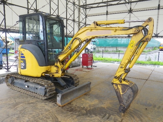 Komatsu PC30MR-2 เก่าญี่ปุ่น แทรคเหล็กหุ้มก้อนยาง หัวเก๋งยกได้
