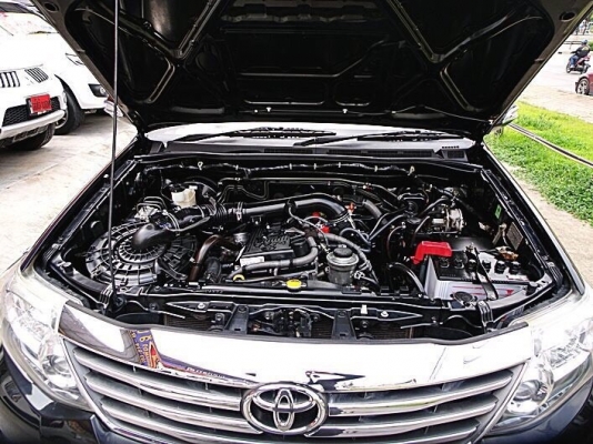 TOYOTA FORTUNER 2.7V 2WD เกียร์AT ปี 2012 โทร 062-991-6649 ดาวออโต้เบสท์