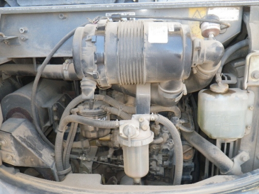 รถขุด KOBELCO SK30SR-3 รุ่นใหม่ แทรคเหล็กหุ้มก้อนยาง มีไลน์หัวกระแทก