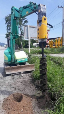 รถสว่านเจาะดิน Yanmar B3-5 มาอีกแล้ว พร้อมปุ้งกี๋ รถสว่านเจาะดิน Yanmar B3-5 มาอีกแล้ว พร้อมปุ้งกี๋