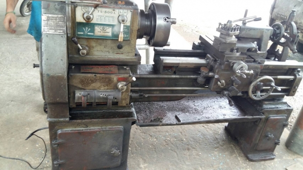 เครื่องกลึง 5 ฟุต ต้าชิง 3 เพลา เกียร์บล็อก พร้อมใช้งาน ไฟบ้าน ด่วนๆๆ 67,000 เครื่องกลึง 5 ฟุต ต้าชิง 3 เพลา เกียร์บล็อก พร้อมใช้งาน ไฟบ้าน ด่วนๆๆ 67,000