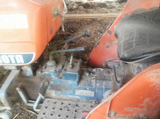 ขายตามสภาพ รถไถคูโบต้า26แรงมีโฟวิน มีผาลหลัง