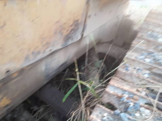 ขาย 270,000 CAT D 5 D  ฮ๊าปยาวแต่ใส่แผ่นตีนไก่ เครื่องดี เกียร์แรง สเตอร์ดี รถพร้อมใช้ รถอยู่ อยุธยา 090-772-3710 090-772-3708