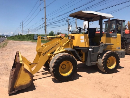 ขายรถตักล้อยาง KOMATSU WA80-3 รถนอกนำเข้าจากญี่ปุ่น สภาพสวยพร้อมใช้ มีVDOการทำงานครับ ขายรถตักล้อยาง KOMATSU WA80-3 รถนอกนำเข้าจากญี่ปุ่น สภาพสวยพร้อมใช้ มีVDOการทำงานครับ