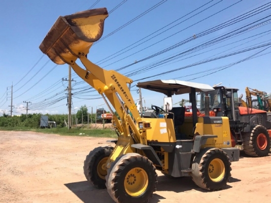 ขายรถตักล้อยาง KOMATSU WA80-3 รถนอกนำเข้าจากญี่ปุ่น สภาพสวยพร้อมใช้ มีVDOการทำงานครับ ขายรถตักล้อยาง KOMATSU WA80-3 รถนอกนำเข้าจากญี่ปุ่น สภาพสวยพร้อมใช้ มีVDOการทำงานครับ