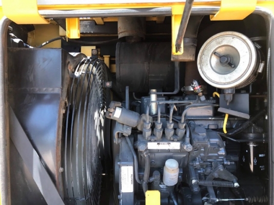 ขายรถตักล้อยาง KOMATSU WA80-3 รถนอกนำเข้าจากญี่ปุ่น สภาพสวยพร้อมใช้ มีVDOการทำงานครับ