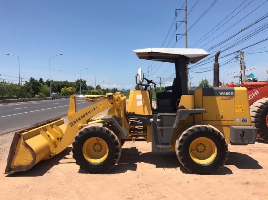 ขายรถตักล้อยาง KOMATSU WA80-3 รถนอกนำเข้าจากญี่ปุ่น สภาพสวยพร้อมใช้ มีVDOการทำงานครับ ขายรถตักล้อยาง KOMATSU WA80-3 รถนอกนำเข้าจากญี่ปุ่น สภาพสวยพร้อมใช้ มีVDOการทำงานครับ