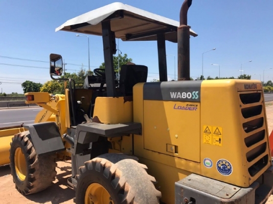 ขายรถตักล้อยาง KOMATSU WA80-3 รถนอกนำเข้าจากญี่ปุ่น สภาพสวยพร้อมใช้ มีVDOการทำงานครับ ขายรถตักล้อยาง KOMATSU WA80-3 รถนอกนำเข้าจากญี่ปุ่น สภาพสวยพร้อมใช้ มีVDOการทำงานครับ