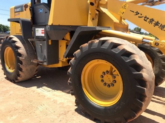 ขายรถตักล้อยาง KOMATSU WA80-3 รถนอกนำเข้าจากญี่ปุ่น สภาพสวยพร้อมใช้ มีVDOการทำงานครับ ขายรถตักล้อยาง KOMATSU WA80-3 รถนอกนำเข้าจากญี่ปุ่น สภาพสวยพร้อมใช้ มีVDOการทำงานครับ