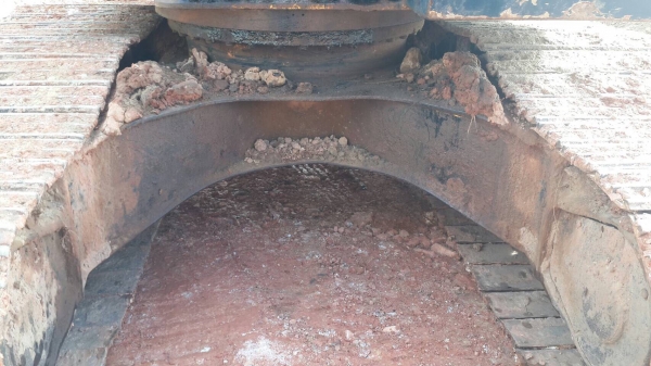 ขายรถแบคโฮ KOMATSU PC200-5 แอร์ไฟฟ้าเต็ม ช่วงล่างเต็ม สนใจโทร 081-970-1072