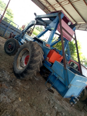 ขายรถไถ FORD5000 ขายรถไถ FORD5000