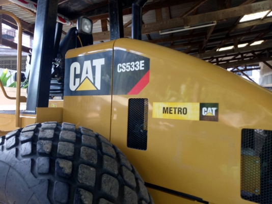 ขาย รถบด CAT  - CS533E.  ,  ( รถทำงาน 8xx ชม. )   ,  ( ** รถสวยๆ )        สนใจติดต่อ    081 - 6079515