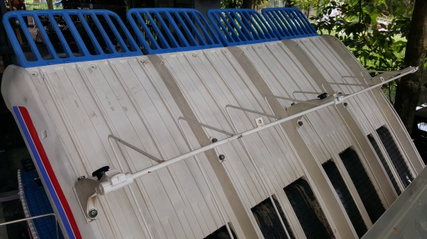 รถดำนา 4 แถว พร้อมตัวหยดปุ๋ย สวยๆๆพร้อมใช้งาน รหัสสินค้า C2 - 9