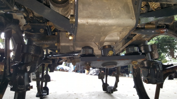 รถดำนา 4 แถว พร้อมตัวหยดปุ๋ย สวยๆๆพร้อมใช้งาน รหัสสินค้า C2 - 9