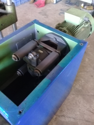 แท่นอัดพร้อมชุดปั้มไฮโดรลิค 15แรง3เฟส