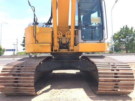 ขายรถแบคโฮ KOMATSU PC228US-3N0 (เทียบเท่ารุ่น 7) รถนอกนำเข้าจากญี่ปุ่น สภาพสวยพร้อมใช้ มีVDOการทำงานครับ
