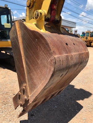 ขายรถแบคโฮ KOMATSU PC228US-3N0 (เทียบเท่ารุ่น 7) รถนอกนำเข้าจากญี่ปุ่น สภาพสวยพร้อมใช้ มีVDOการทำงานครับ